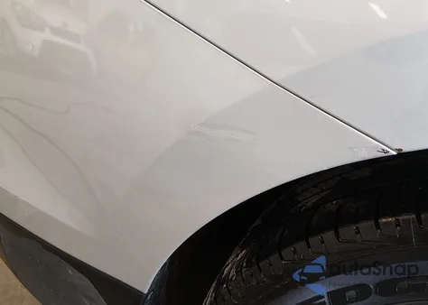 2018 Chevrolet Equinox Premier z USA, uszkodzony, nr VIN 2GNAXMEV2J6222941